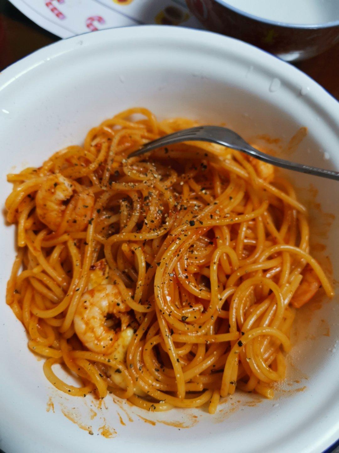 虾仁番茄意大利面