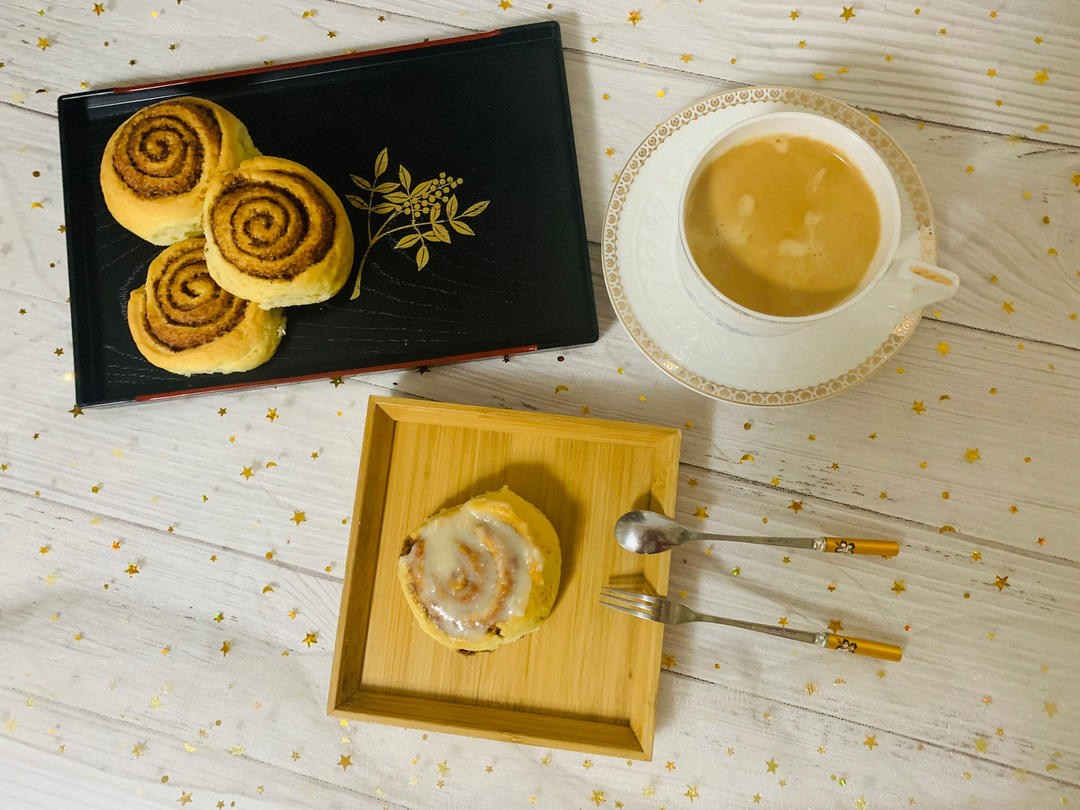 肉桂卷 Zimtschnecken