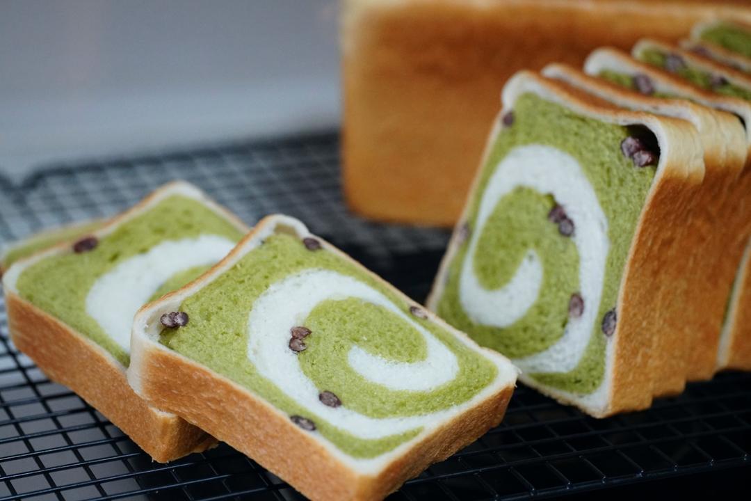 双色吐司 抹茶蜜豆老面吐司🍞