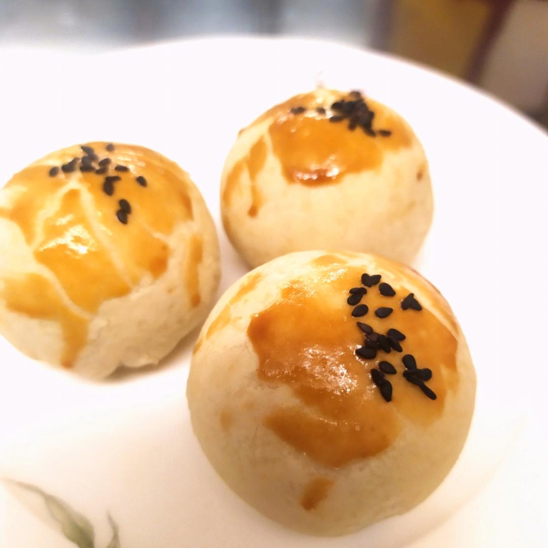 蛋黄酥