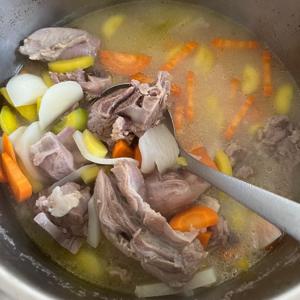 营养美味的萝卜羊肉汤的做法