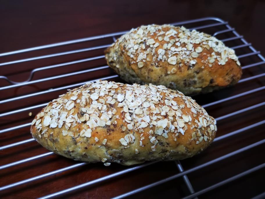 燕麦豆浆豆渣橄榄包  （软欧包）的做法