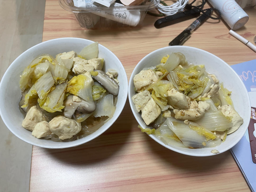 白菜冻豆腐炖粉条