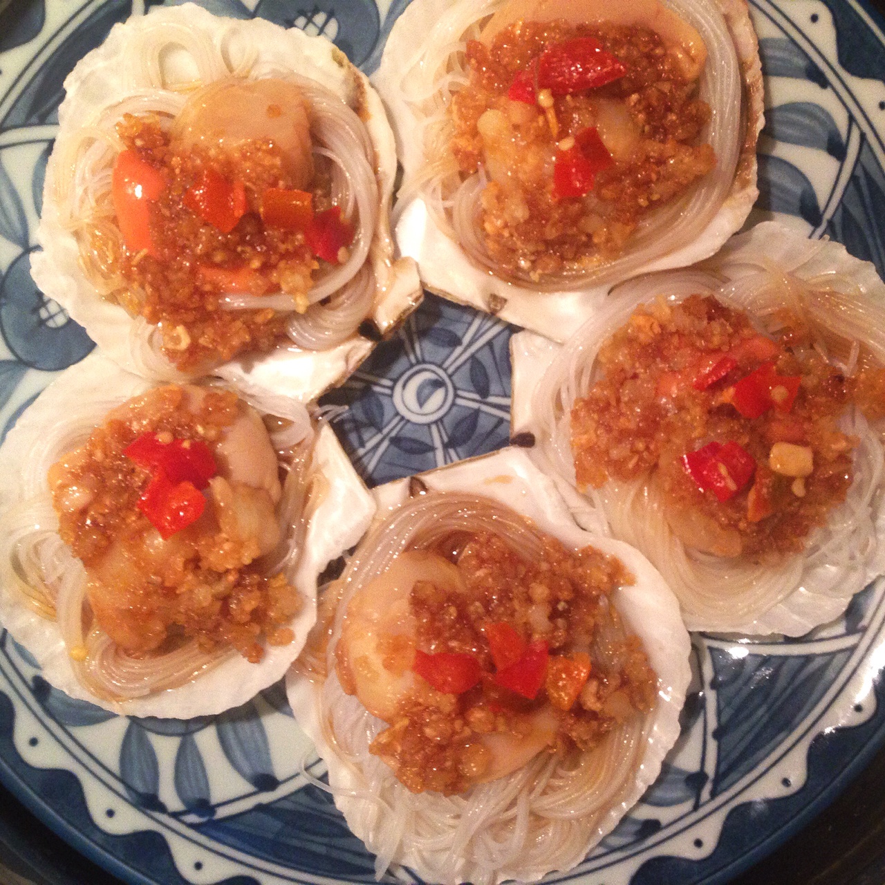 蒜蓉粉丝蒸扇贝