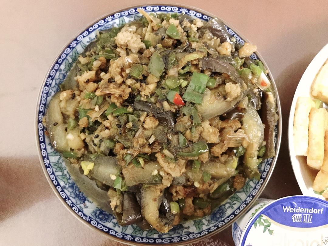 超下饭做法超简单的回锅茄子