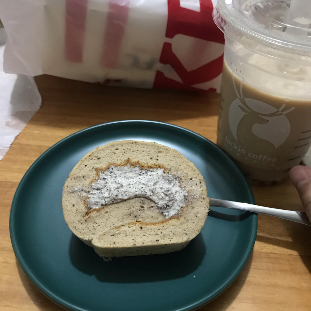 吃一次爱上 #伯爵红茶奥利奥蛋糕卷