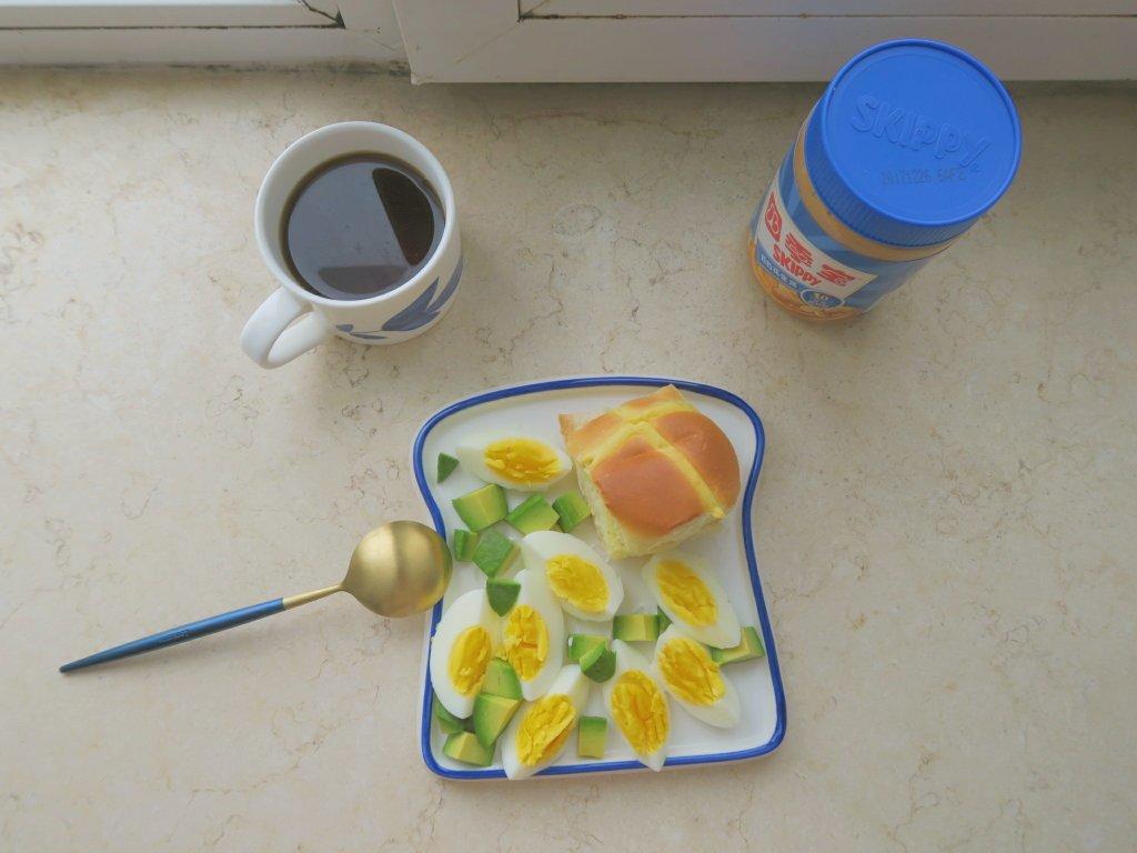 能能の地面早餐