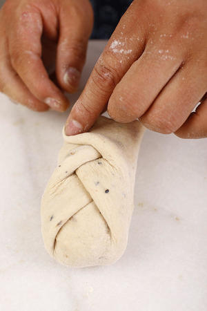 日式杂粮坚果面包的做法 步骤11
