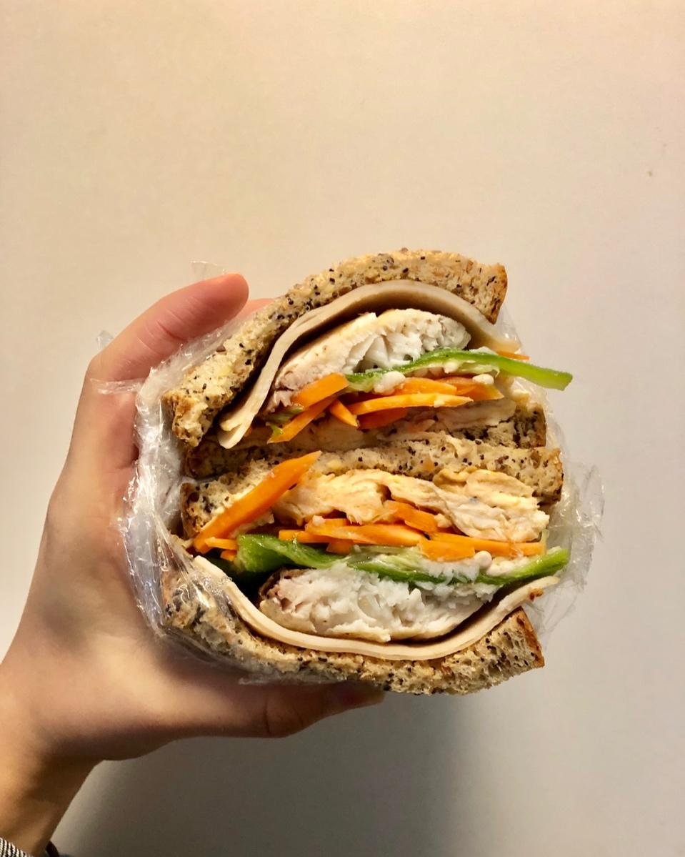 Lucia不能没有早餐🥣