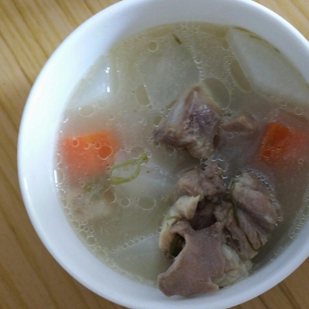 羊肉炖白萝卜