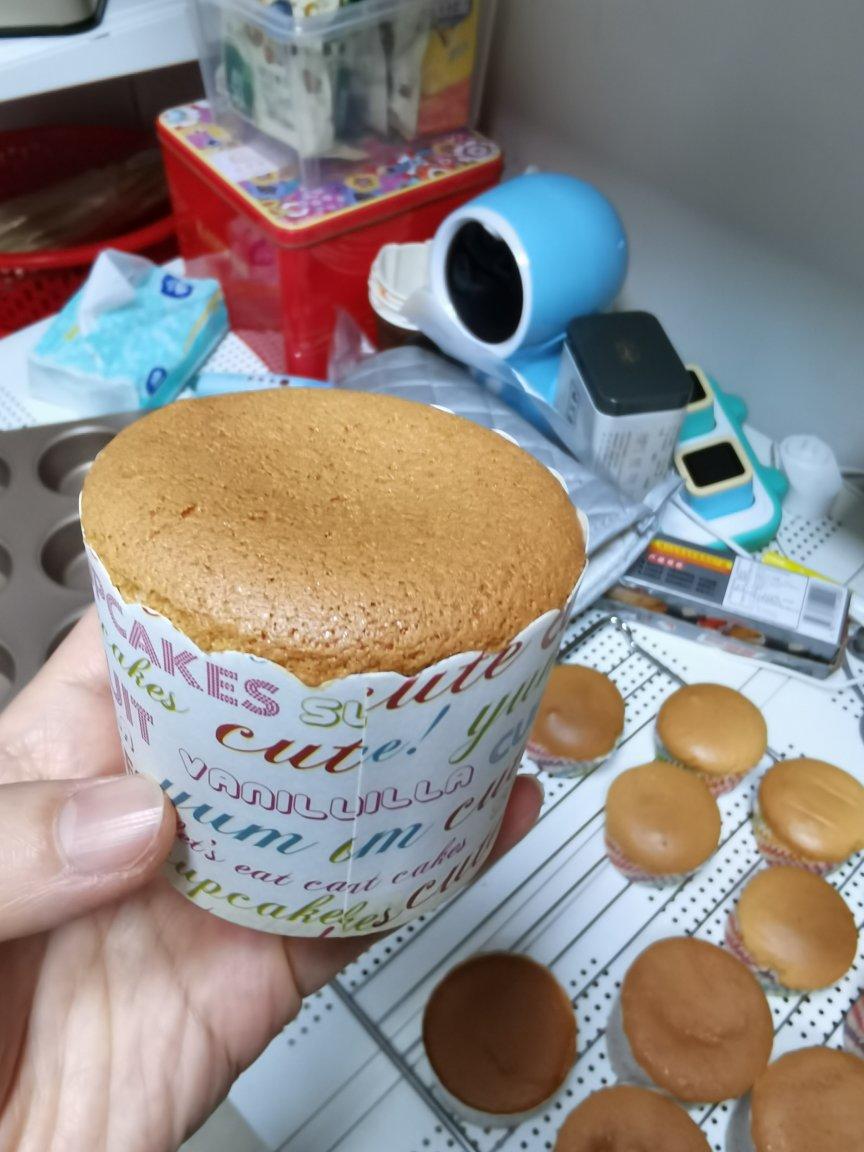 纸杯蛋糕 8寸戚风蛋糕的量