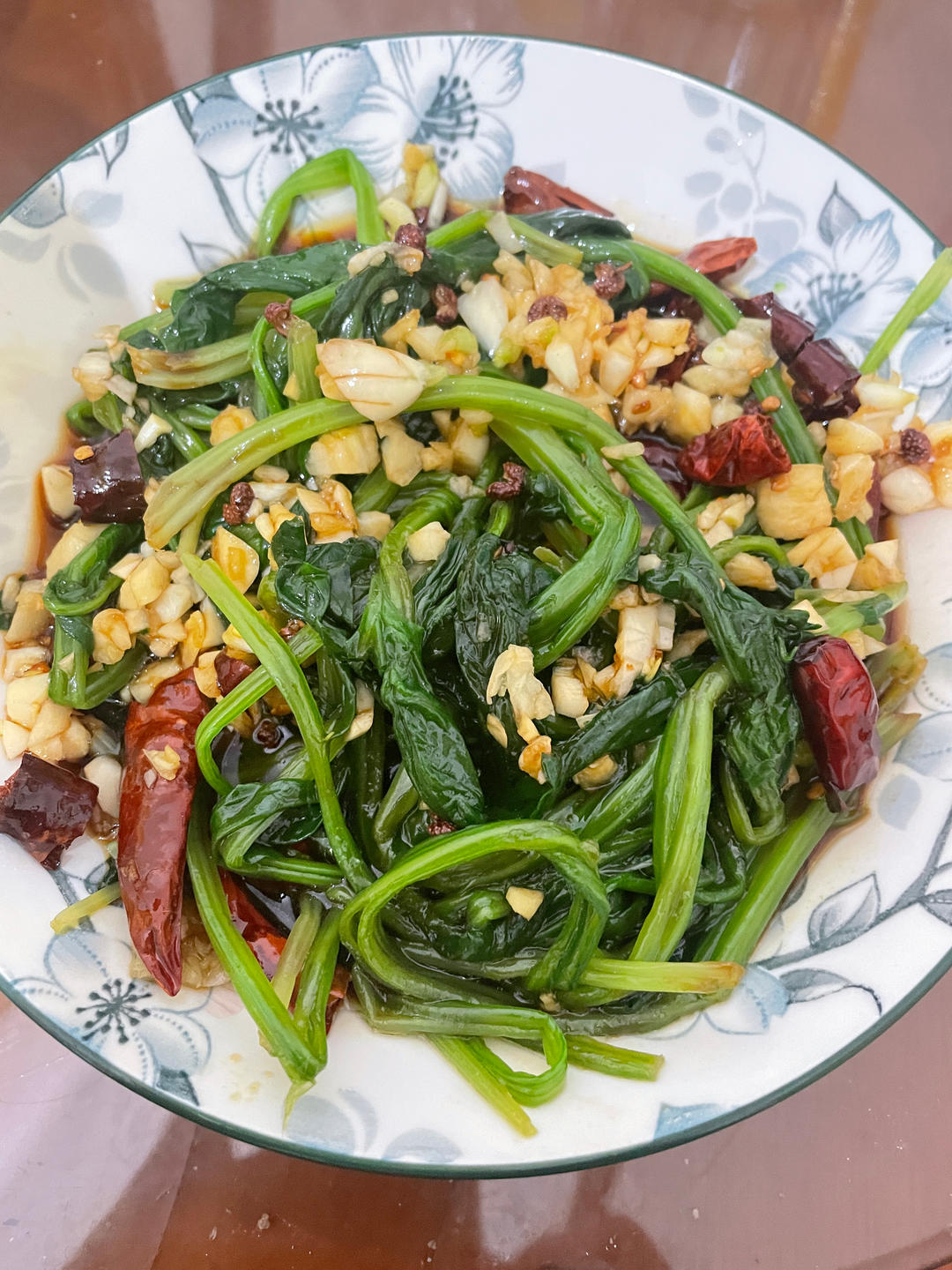 凉拌菠菜(家传秘方)