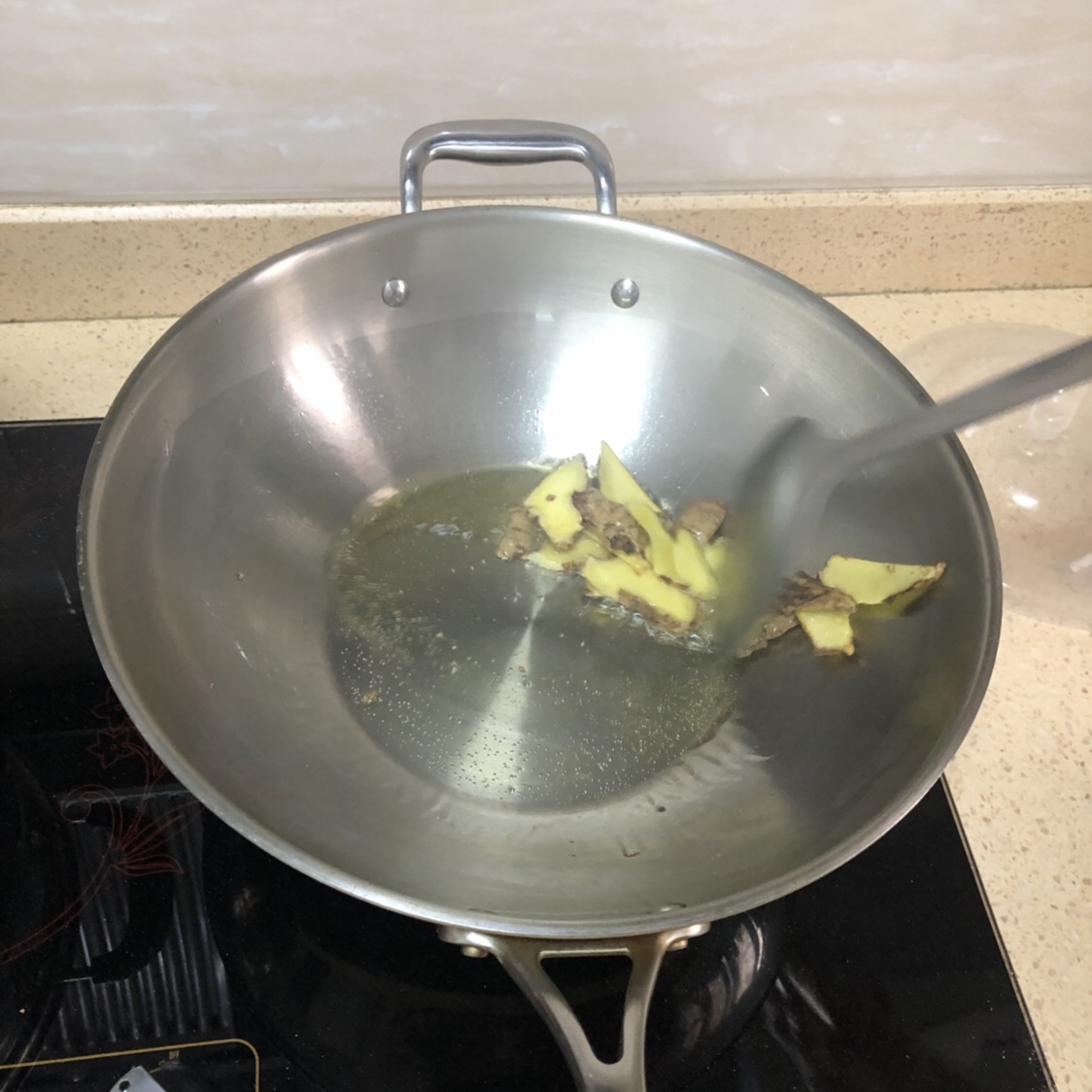 茶油煎兔肉的做法 步骤3