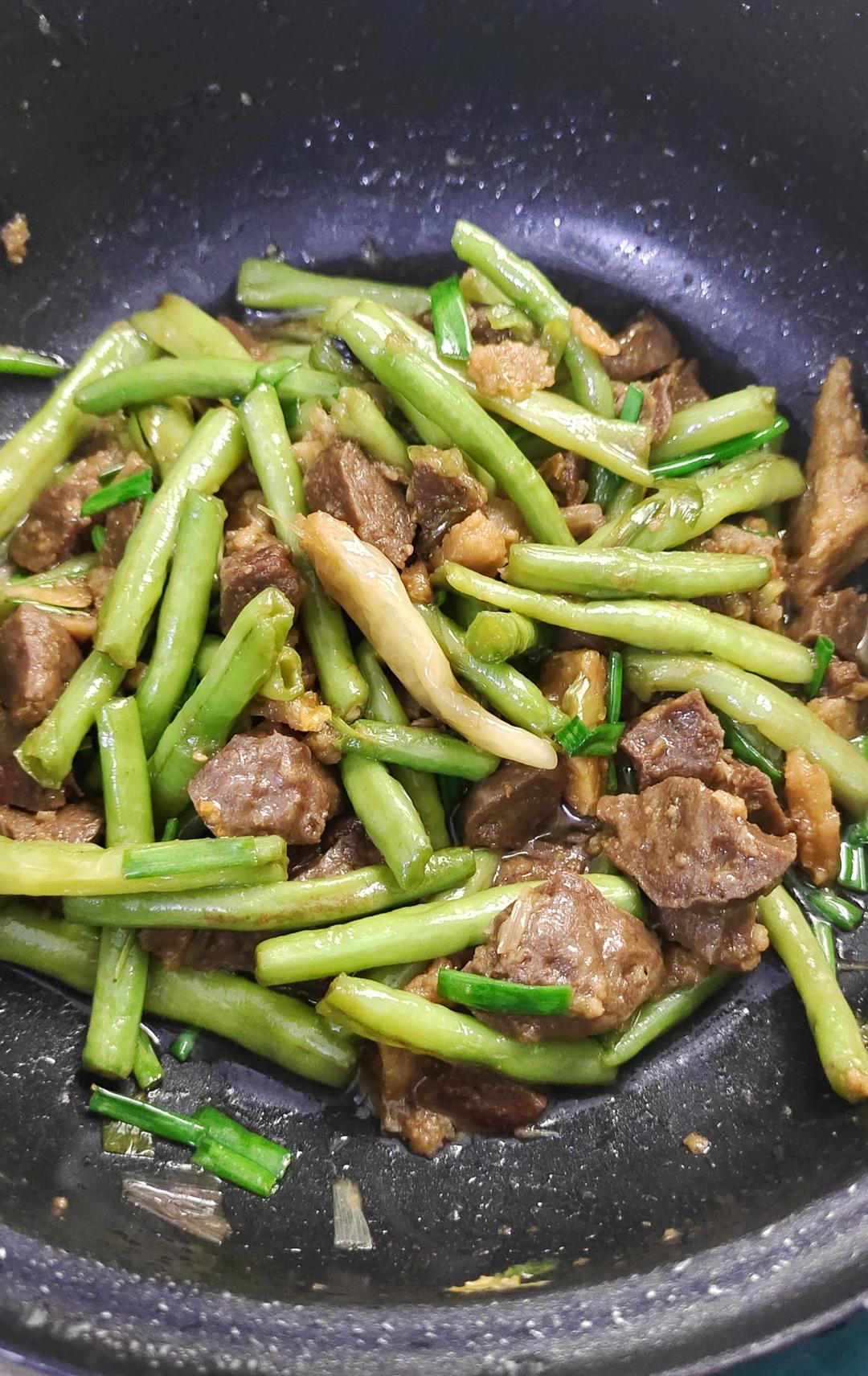豇豆豆角炒肉肉