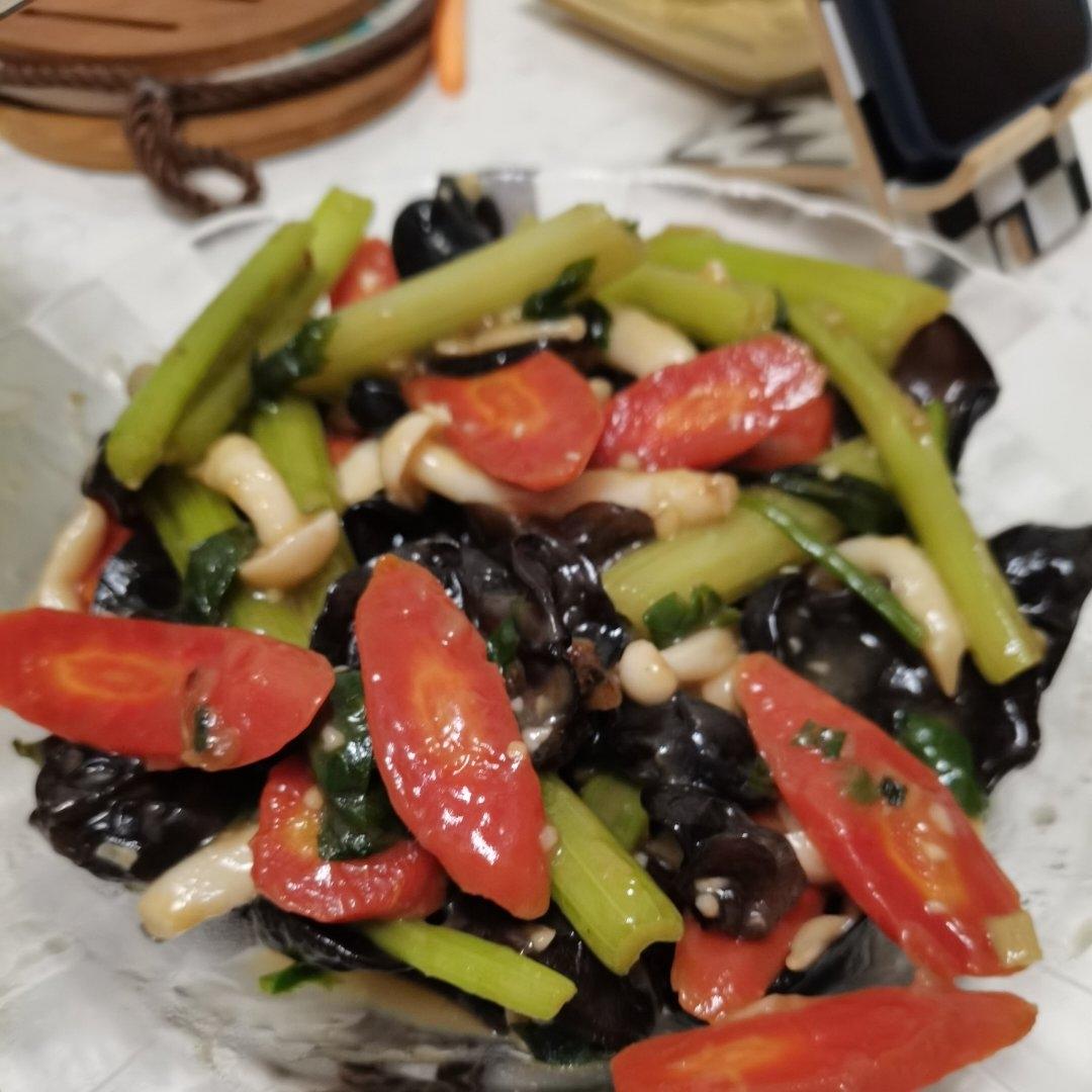 营养美味的小炒素三鲜