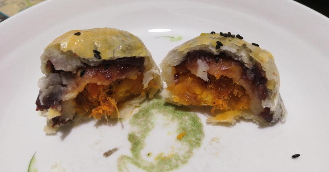 麻薯肉松蛋黄酥