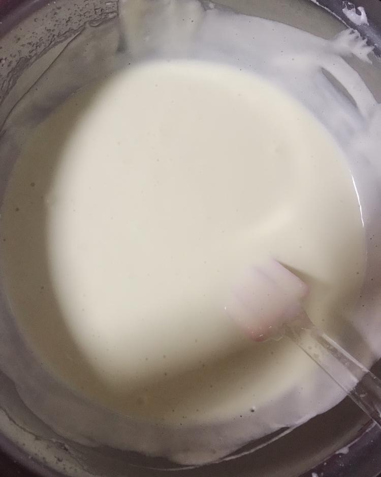 不塌不凹的纸杯戚风蛋糕