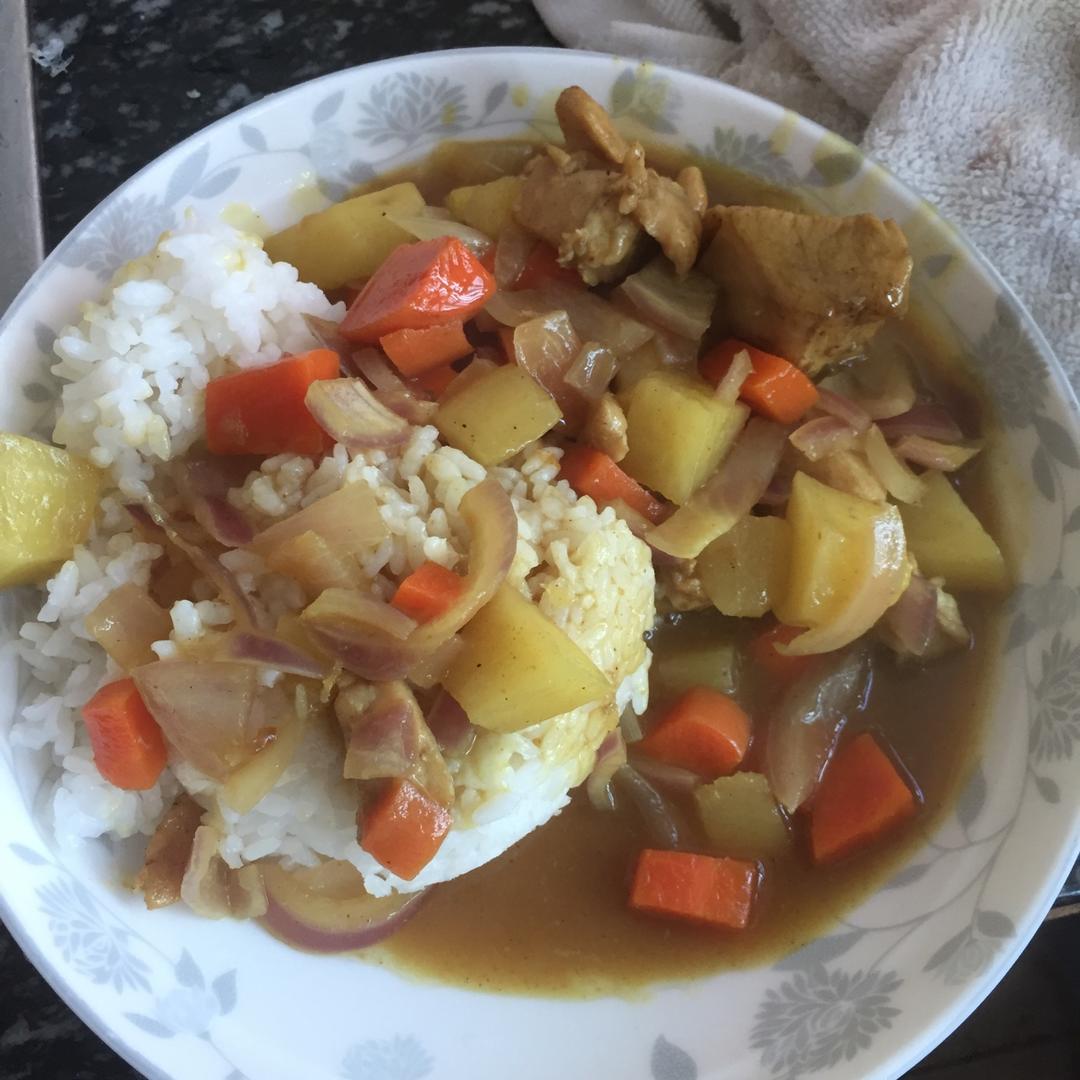 鸡肉咖喱饭