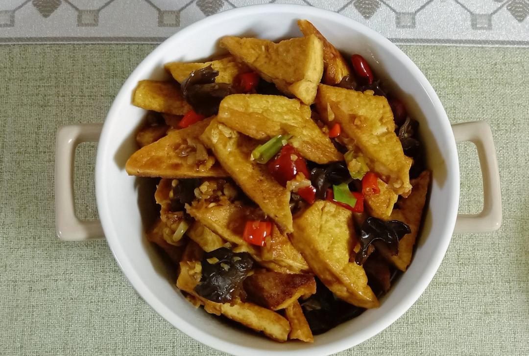 焖煎豆腐