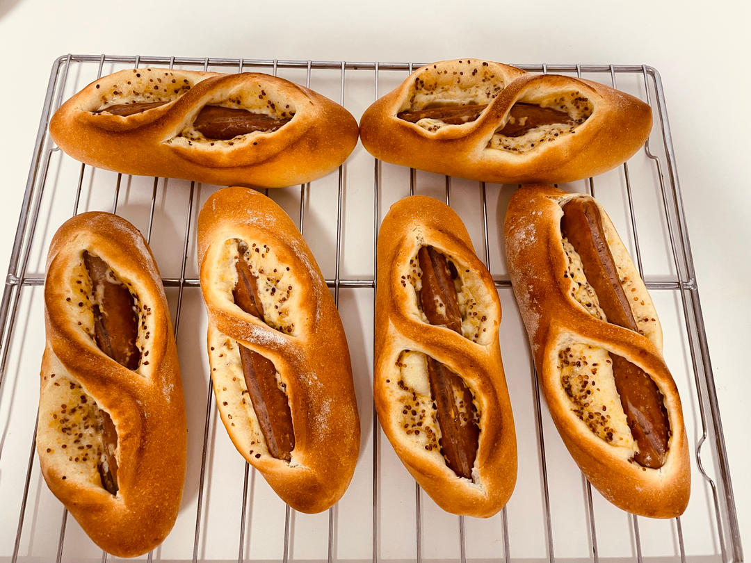 爆汁德式香肠面包｜大口吃肉肉｜发酵时间短｜快手好吃｜无需手套膜｜可做无油无糖