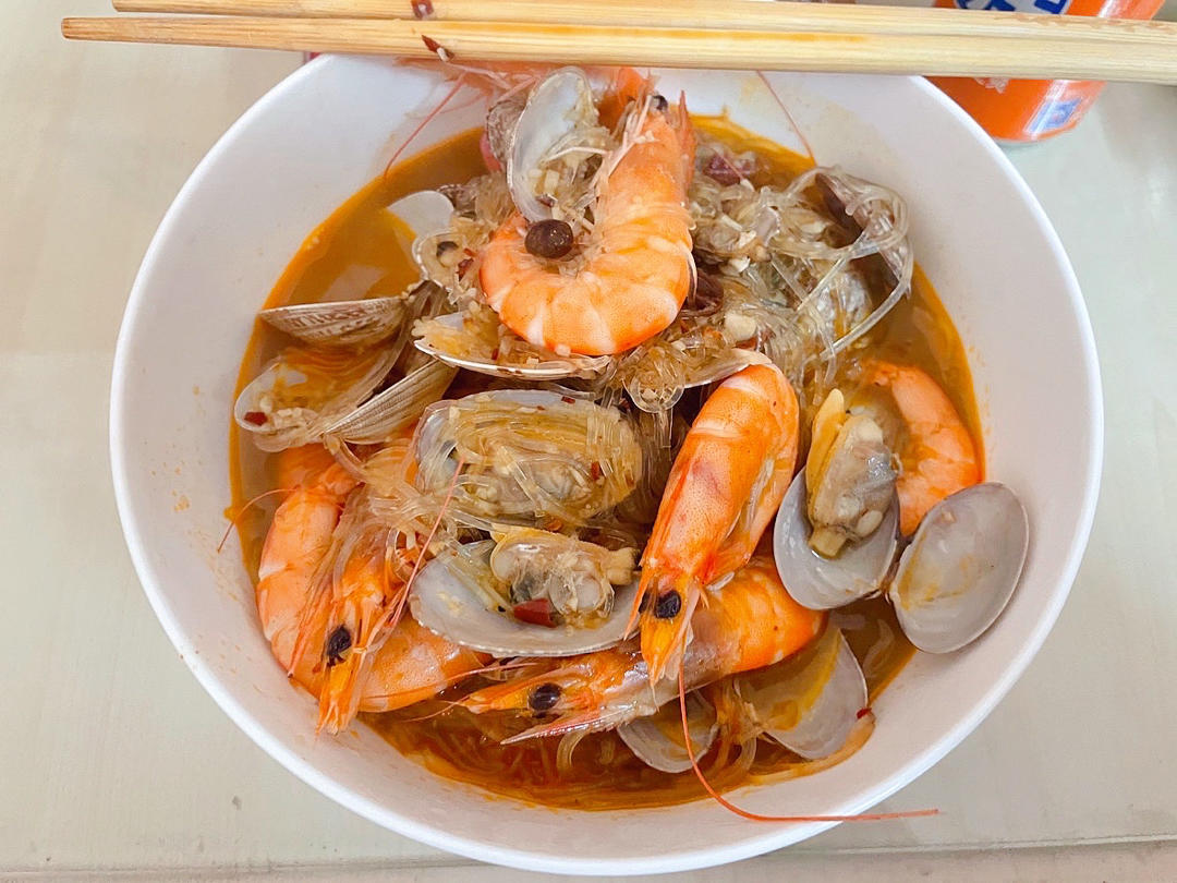 粉丝花甲煲（蛤蜊粉丝煲）