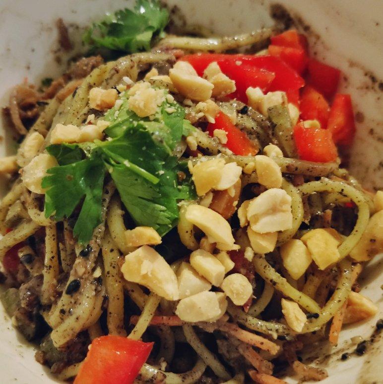 黑芝麻酱热干面