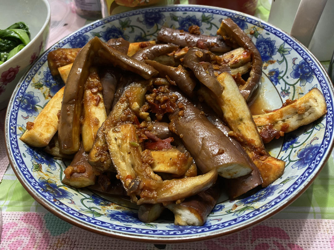 最简单的茄子做法—蒸拌茄子