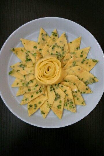 鸡蛋灌饼：街头早点自己做