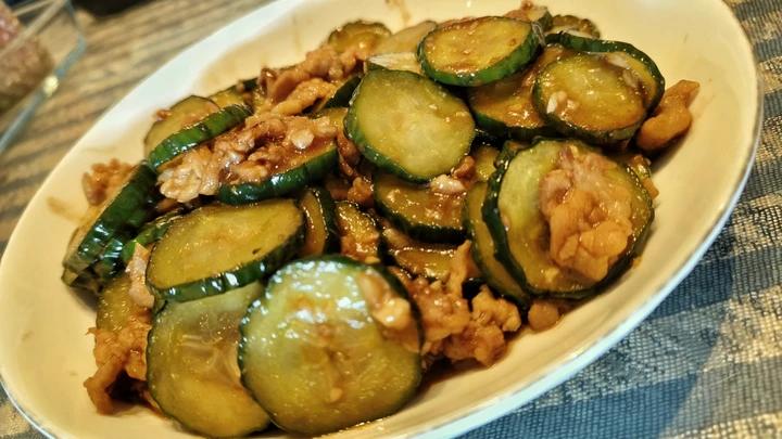 贼好吃的，下饭菜「黄瓜🥒炒肉🥩」