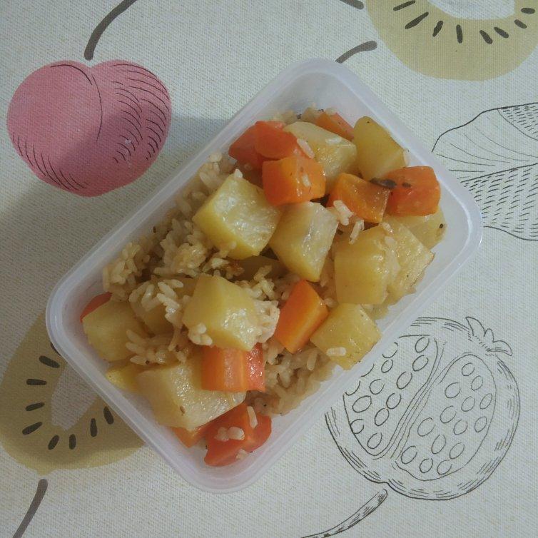 秘制土豆焖饭