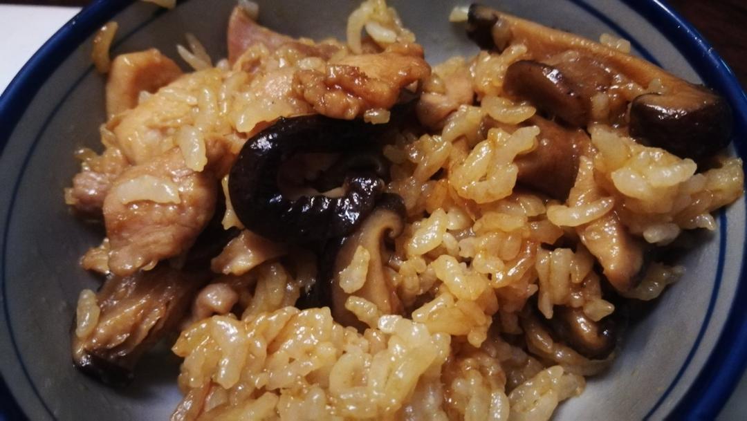 香菇栗子滑鸡饭