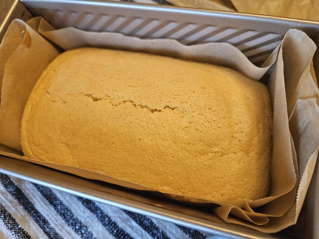 堪比柯基屁股
爆浆芝士🧀古早蛋糕