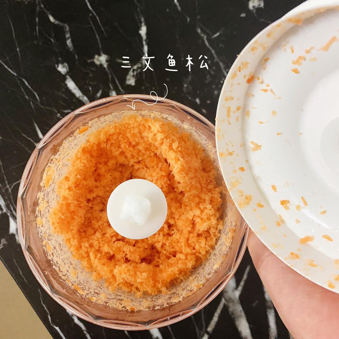 皮卡宝宝爱吃饭