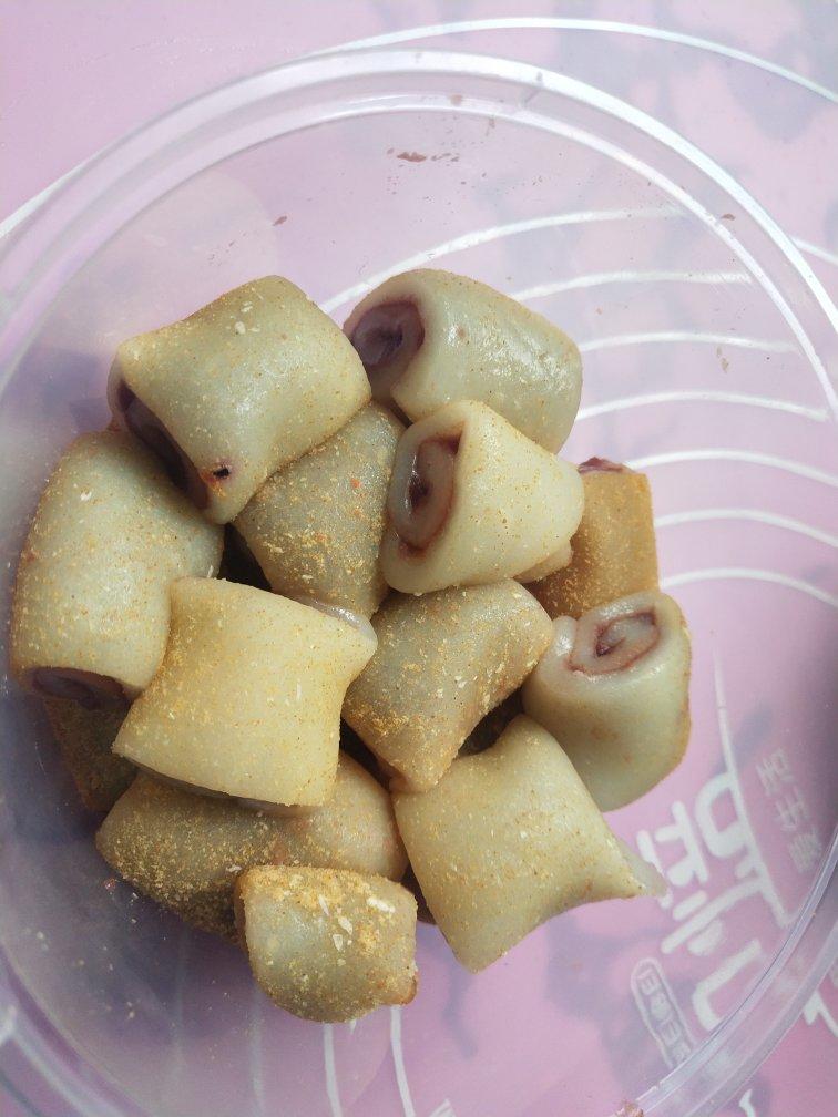 此配方做出的驴打滚无比软糯，放一天还是软的