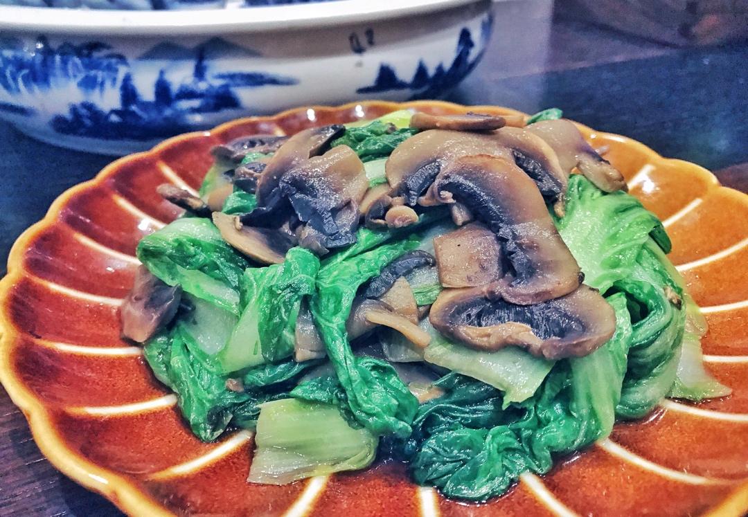 小白菜炒香菇