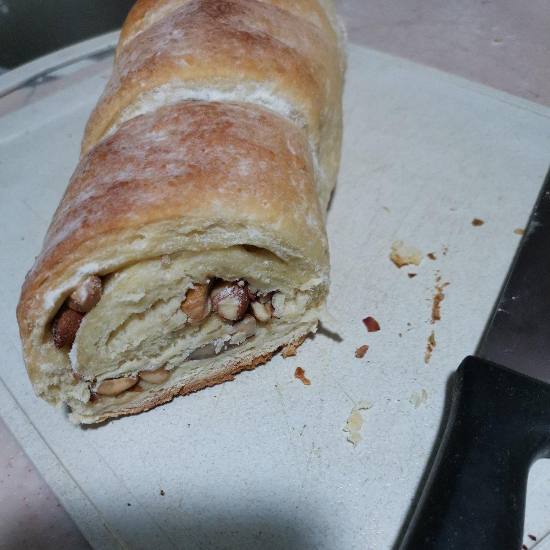 大列巴面包（欧包）（口感耐嚼，满满的坚果香）