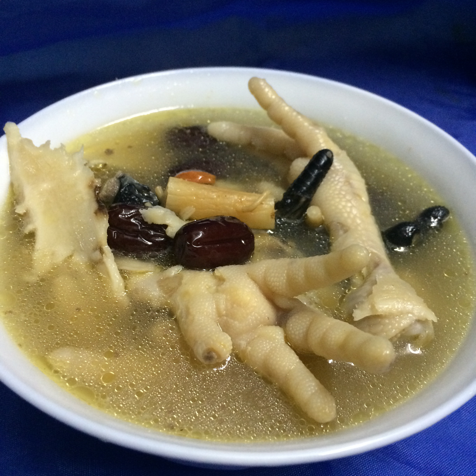 当归浸鸡脚