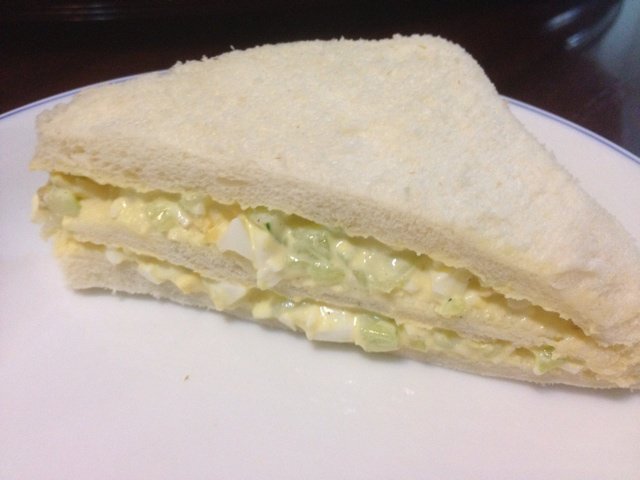 鸡蛋三明治