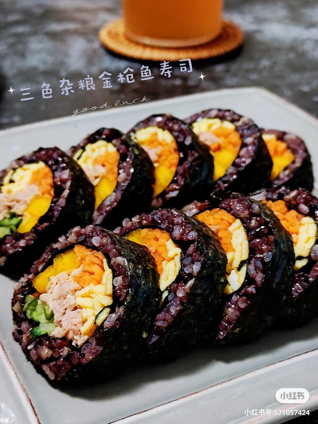 高颜值的紫菜包饭