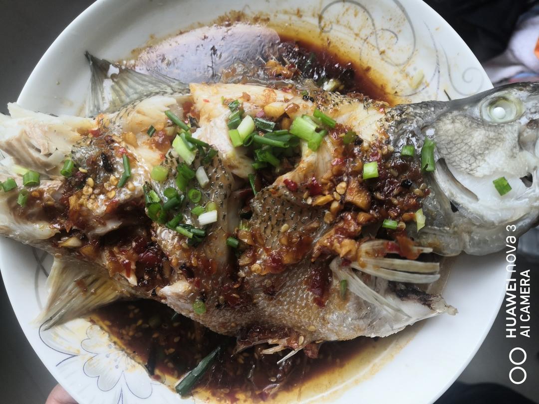 清蒸鲈鱼