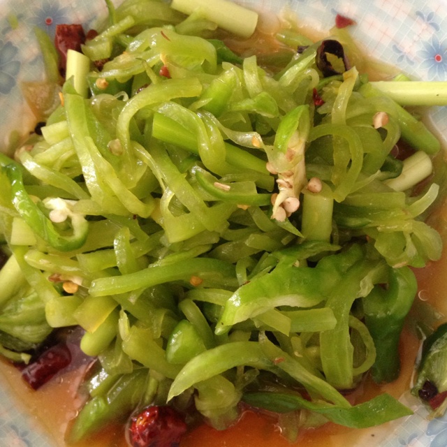 凉拌莴笋丝