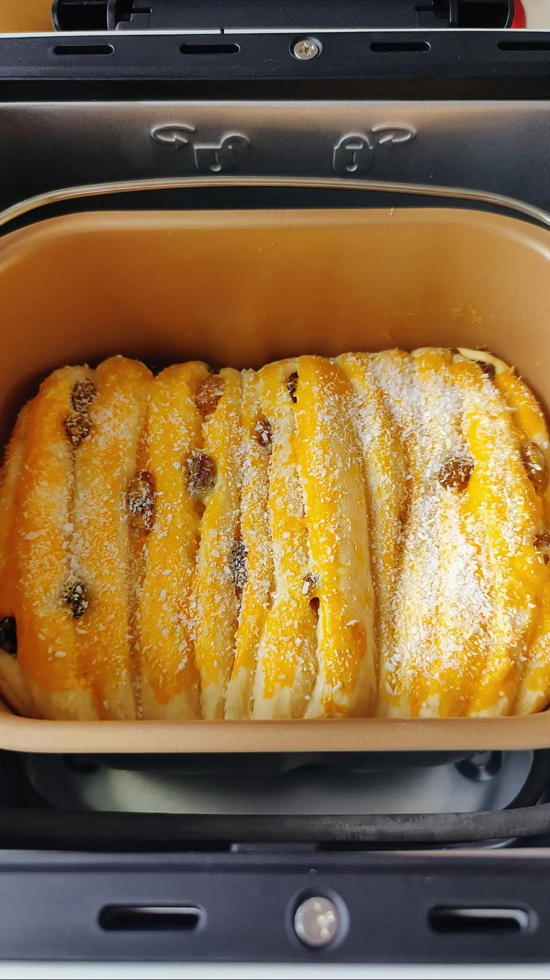 手撕蔓越莓炼乳吐司