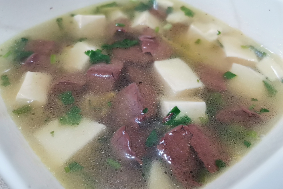 美味抗癌家常菜——猪血豆腐汤