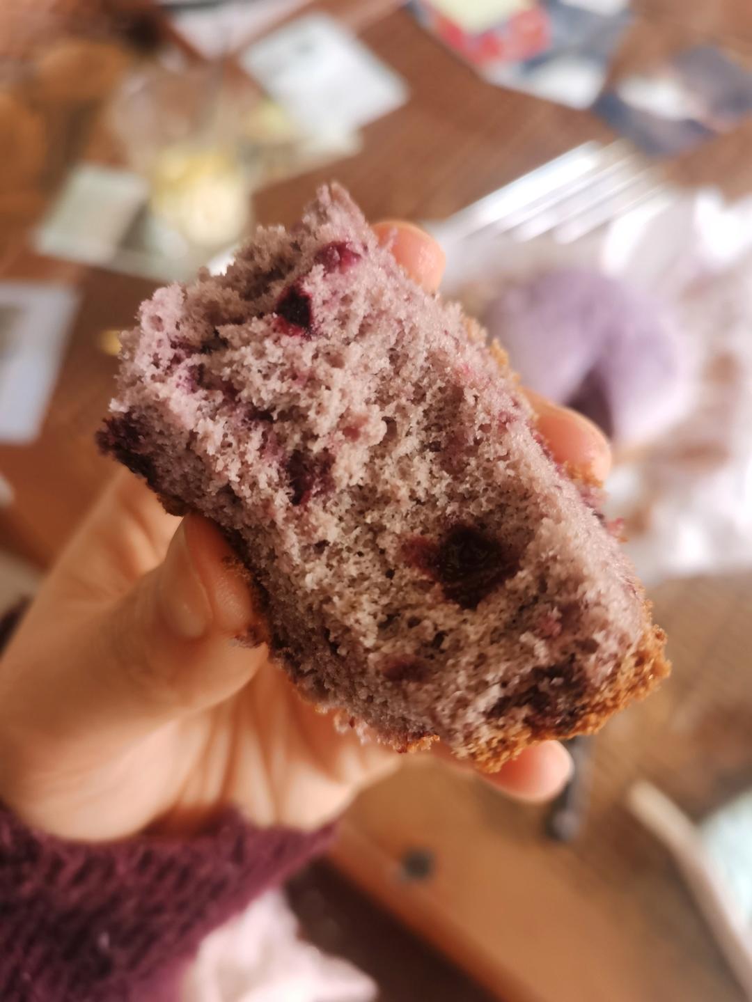 蓝莓酱戚风蛋糕