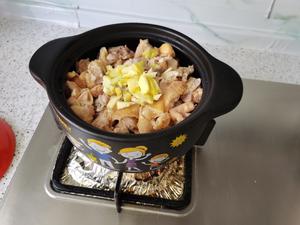 砂锅焖鸡（不放一滴水）的做法 步骤3