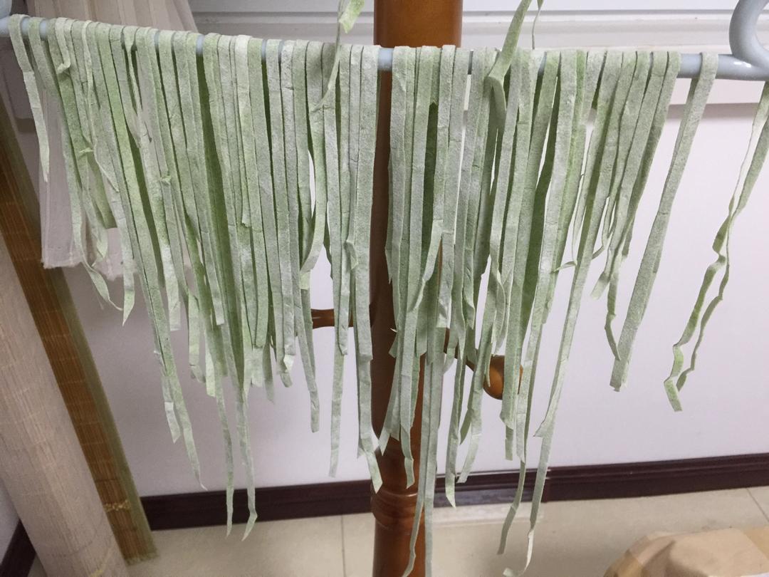 宝宝辅食：缤纷手工营养面-让宝贝快乐成长的健康辅食