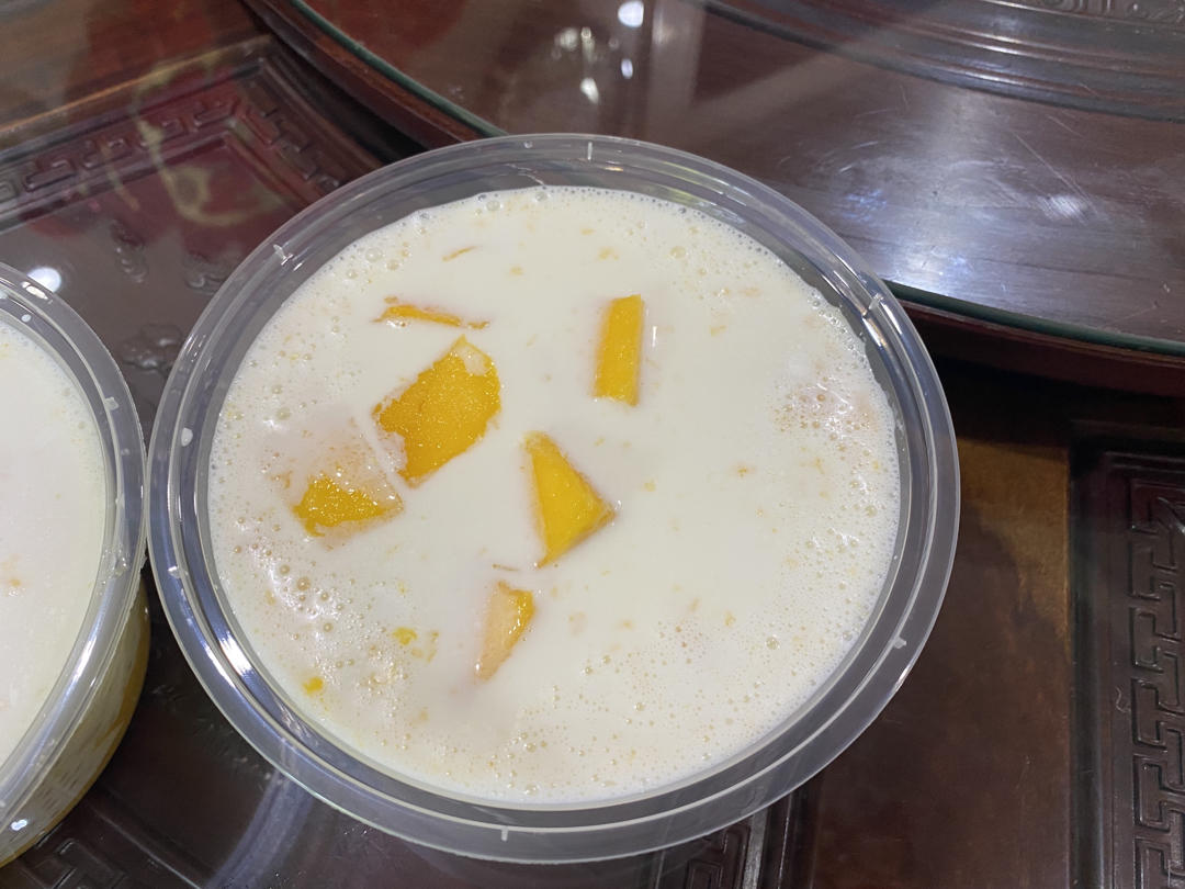 港式甜品——杨枝甘露(芒果西米露)附芒果花切法