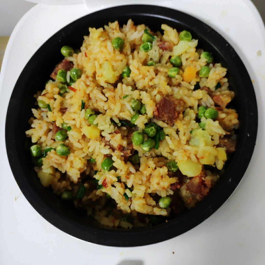 土豆焖饭（电饭锅版）