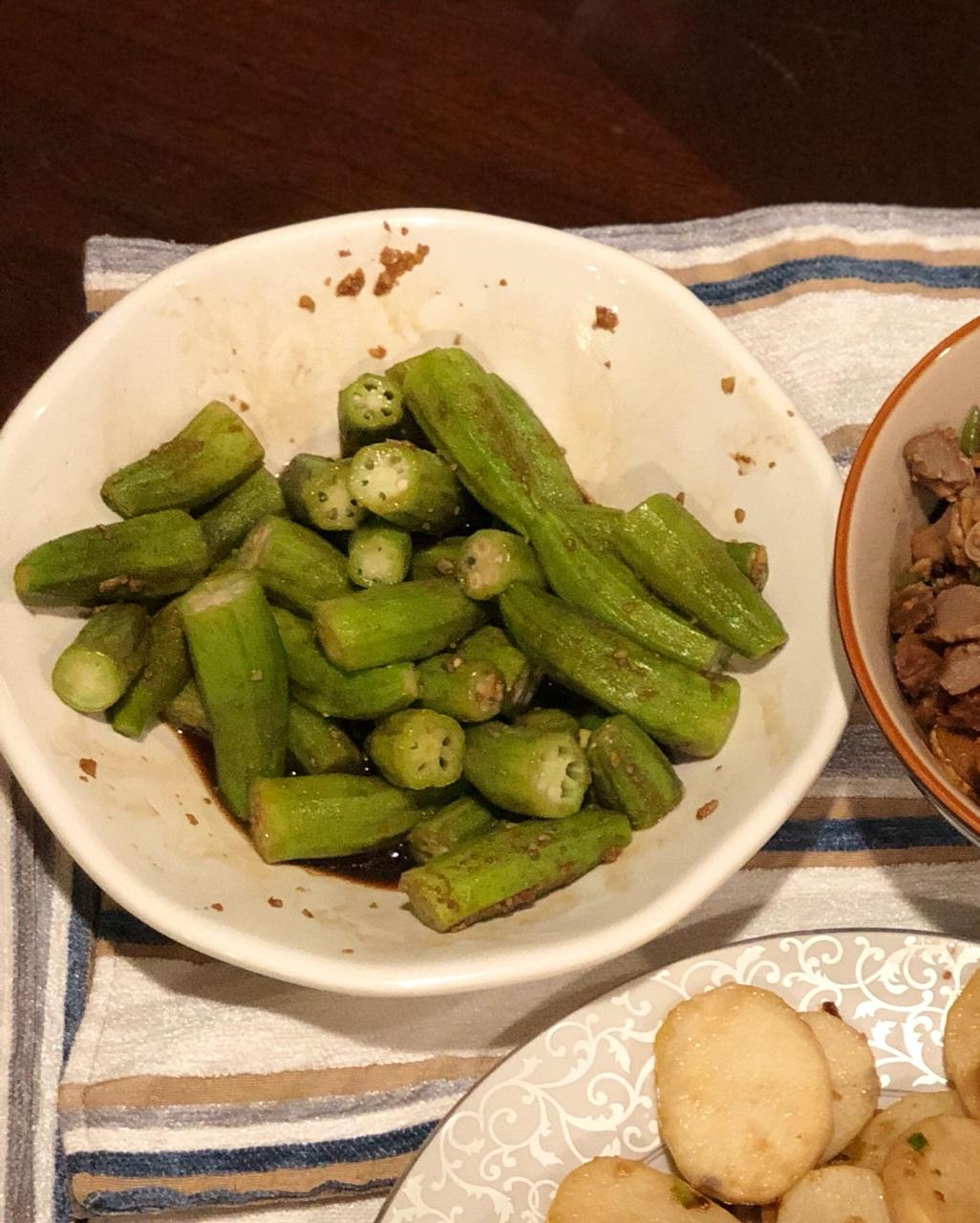 蒜蓉秋葵