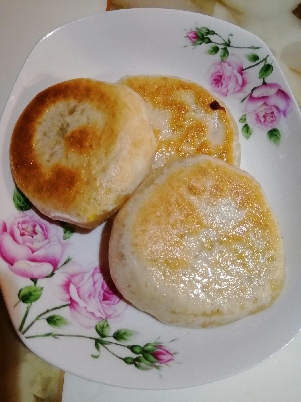 会连续吃八个的萝卜馅饼